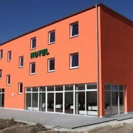 Am Interpark 3* Großmehring